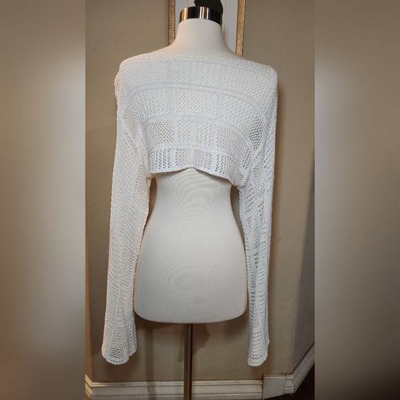 Delicate Crocheted Ivory Boatneck Top Size Small - Picture 3 of 6